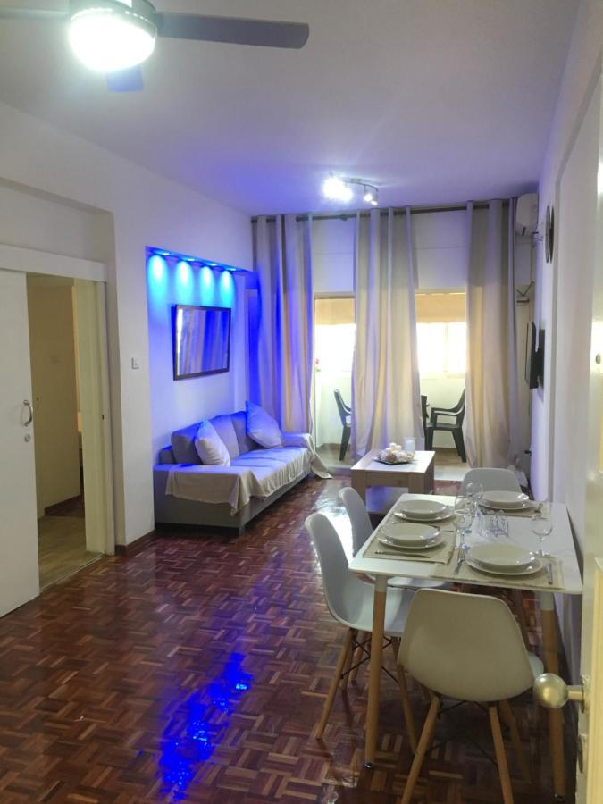 Larnaca Beach Apartment 1A Bagian luar foto