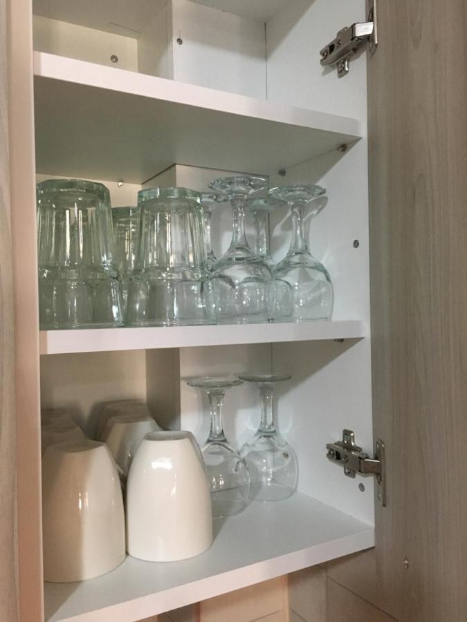 Larnaca Beach Apartment 1A Bagian luar foto