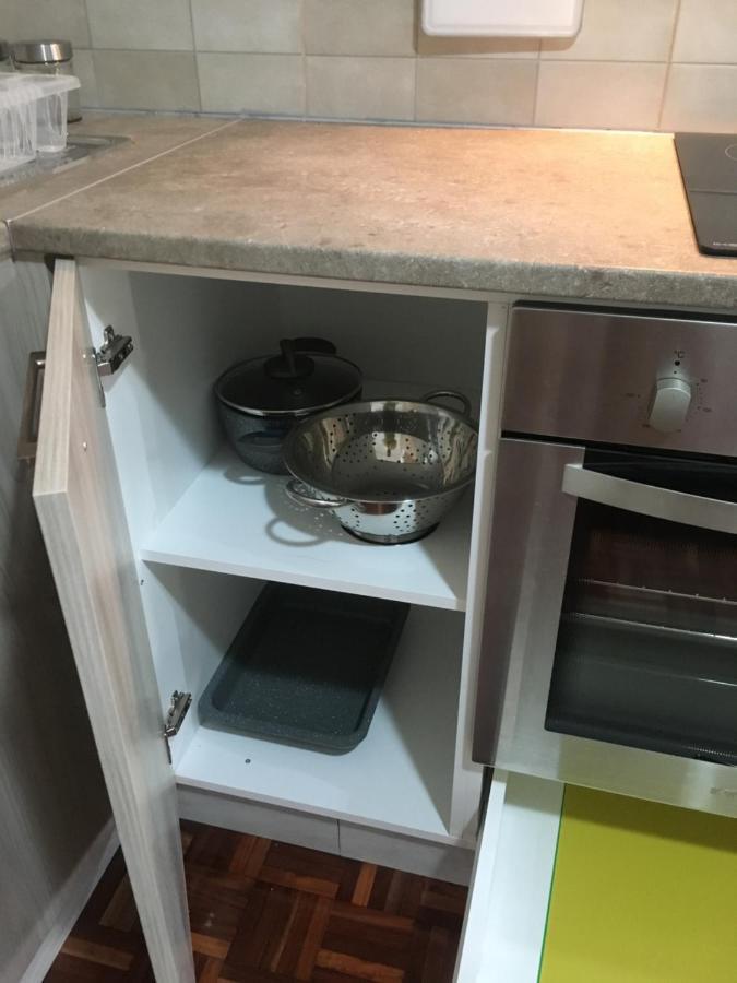 Larnaca Beach Apartment 1A Bagian luar foto